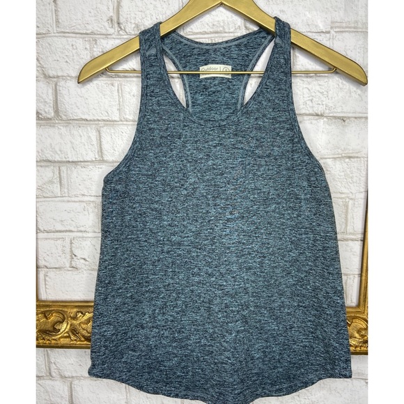 Outdoor Voices Tops - Outdoor Voices Racerback Pocket Tank